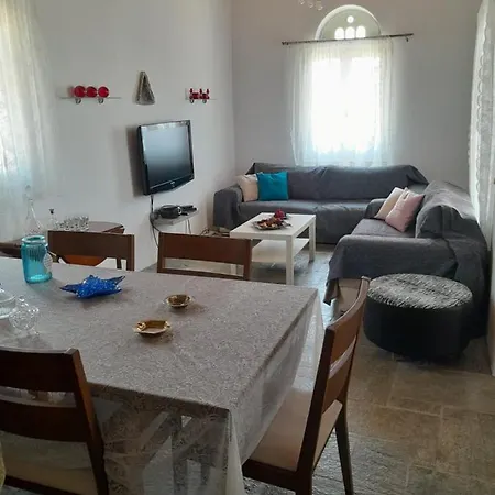 Apartment Anna Triandaros (Tinos)
