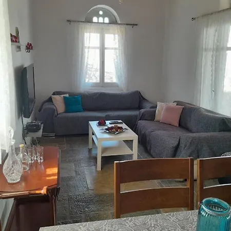 Anna Apartment *